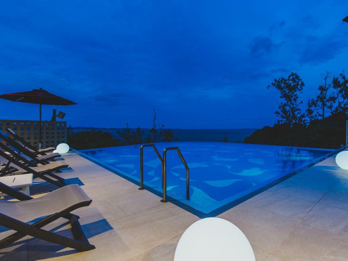 Hideout Okinawa Uruma Exterior foto