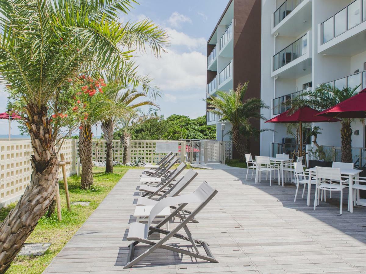 Hideout Okinawa Uruma Exterior foto