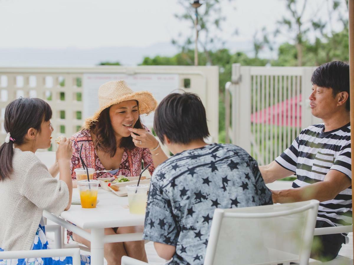 Hideout Okinawa Uruma Exterior foto